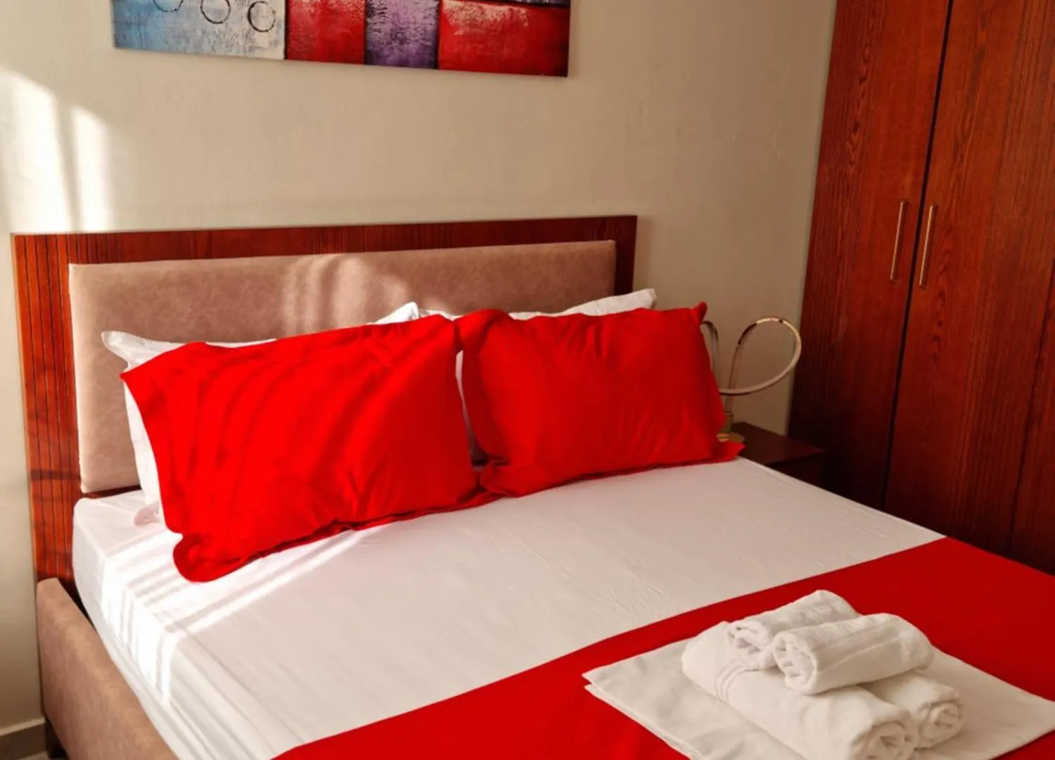 Gloria Prestige Apartment Tirana 0*,  Albania