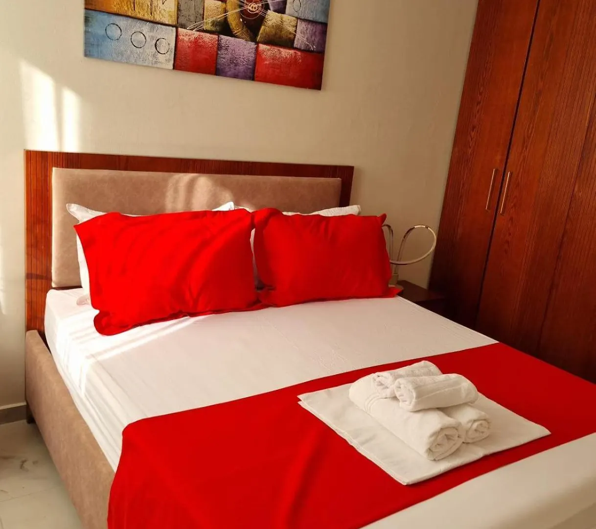 Gloria Prestige Apartment Tiran 0*,  Arnavutluk